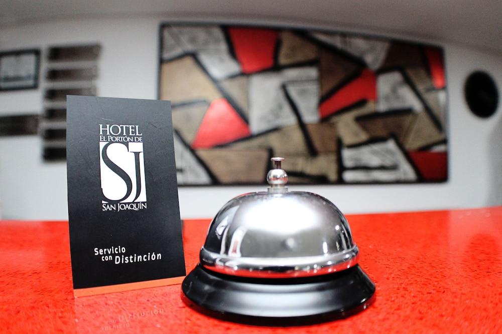 El Porton De San Joaquin Hotell Medellín Exteriör bild