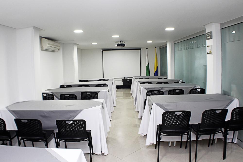 El Porton De San Joaquin Hotell Medellín Exteriör bild
