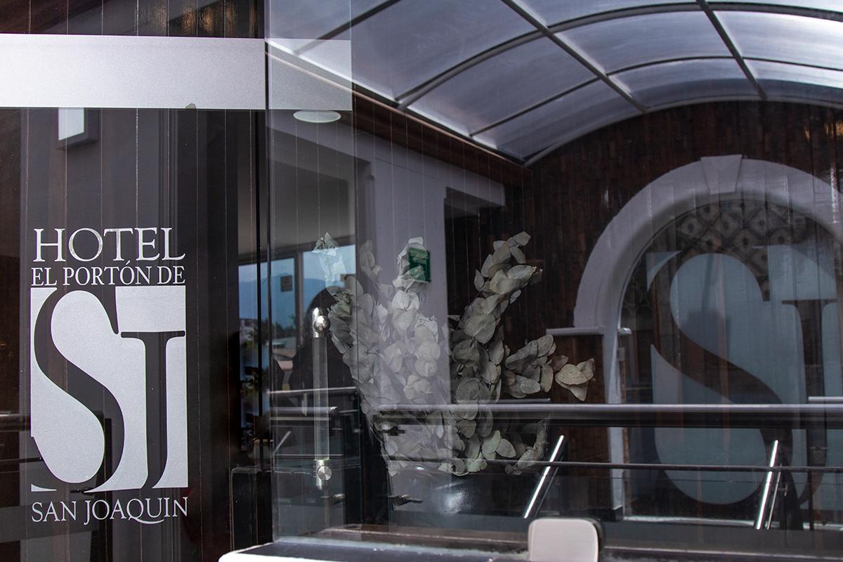 El Porton De San Joaquin Hotell Medellín Exteriör bild